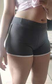 Camel toe on hot pants. Is it just you my man or everyone having a 
