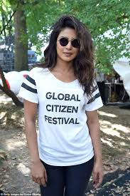 Costume Change Having Changed Outfits Priyanka Was Initially Seen Wearing Dark Blue Jean Global Citizen Festival Priyanka Chopra Global Citizen