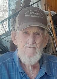 Larry Shead's Instagram, Twitter & Facebook