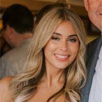 Allison Donlevie's Instagram, Twitter & Facebook