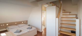 Das sturmeck ist ideal für individualreisende, gruppenreisen, klassenfahrten, hochzeiten, tenniscamps, betriebsausflüge. Zimmer Sturmeck Spiekeroog