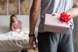 Anniversaries are the best time to show your love for your girlfriend. 20 Unique And Creative 6 Month Anniversary Ideas For Him And Her