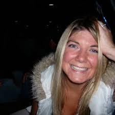 Roxanne Mcrae's Instagram, Twitter & Facebook