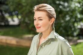 Image result for frisuren kurze haare berühmtheit