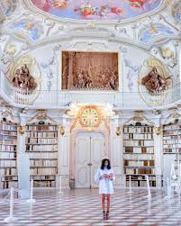 Within it are represented various artistic genres (architecture, frescoes, sculptures, manuscripts and printed works) that come together to form an impressive whole. Admont Abbey The Most Beautiful Library In The World