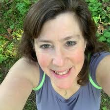 Danielle Malmberg's Instagram, Twitter & Facebook