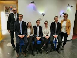 L'acronimo bic sta per 'business identifier code' (precedentemente 'bank identifier code'). Vr Bank Mitte Geschafft Fur Unsere Auszubildenden Facebook