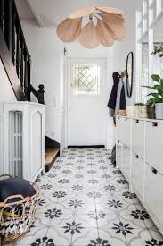 Suspension Georges Pale Des Idees Pour L Adopter A La Maison En 2020 Deco Maison Ancienne Deco Entree Maison Maisons Chic