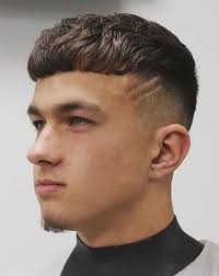 60 Special Haircuts For Men With Round Faces (2022 Gallery)