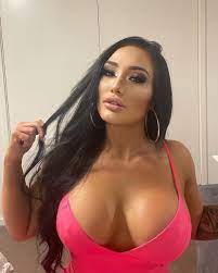 Caitlin Lyndon aka FITMUM 😈💦 on X: 