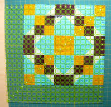 Watch and learn how to do it with accuracy every time. How To Square Up A Quilt Block With Precision Quilts By Jen