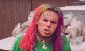 Besides the colourful hair and aesthetic, there's the fact that he has 69 tattooed on his face. Tekashi 69 S 20 Million Fortune Targeted Over Theft Claim By A Producer Allhiphop