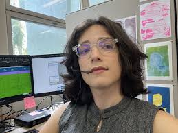 Campus vibes this week ☀️…if you're an admitted student ready to commit to  Pitzer, there's one more day to let us know! Responses are due TOMORROW,  May 1st by 11:59 PM PDT.