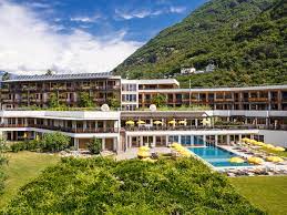 Das biorefugium theiner's garten otel'de fiyatlar 418 €'dan başlamaktadır. Theiner S Garten Das Biorefugium Im Meraner Land The Frequent Traveller