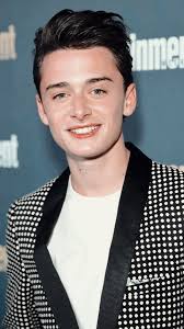 He plays will byers in the netflix science fiction horror streaming television series str. Noah Schnapp Wallpaper Explore Tumblr Posts And Blogs Tumgir