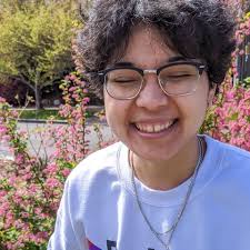 Fundraiser for Leah Chiang by Gabi Arrastia : Help Leah break their lease  and find housing!