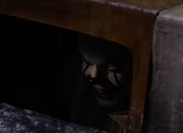 Eye Rolling New Shot Of Pennywise From It Bloody Disgusting