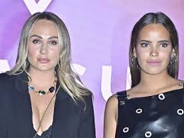 Rocío Flores y Gloria Camila: unidas desde pequeñas y en el cuidado de la hija de Michu y José Fernando