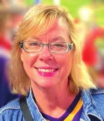 Cindy Buckland's Instagram, Twitter & Facebook