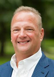 Healthcare entrepreneur to speak at Pitt-Bradford graduation