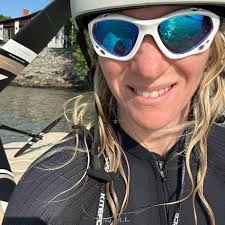 OMG 😍 #power #snowboarding Eagle Pass Heliski 📱: Chris Rasman