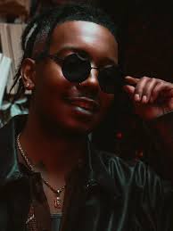 S T A R ▪︎ R I S I N G Introducing Landon Thomas! A r&b artist whose music  embodies true soul with a modern musical vibe. If you crave love music,