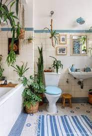 Planning is essential in when it comes to small bathrooms everything from layout to floor plans to storage ideas and more. Idei Na Temu Bathroom Wall Decor 900 V 2021 G Interer Vannaya Stil Dekor Vannoj