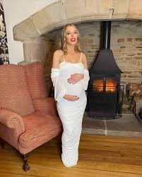 Helen flanagan sacha parkinson brooke vincent 19 november 2010. Helen Flanagan Bio Facts Latest Photos And Videos Gotceleb