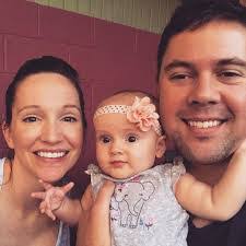 Kari Hutton's Instagram, Twitter & Facebook