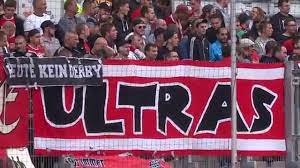 Eine motivationsspritze gibt es von den ultras. Ultras Report Rot Weiss Essen Alemania Aachen 1 1 16 08 2014 Youtube