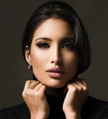 💛💙❤👑 #MISSUNIVERSEECUADOR2024 KARLA JIMÉNEZ URRUTIA Candidata Oficial  Miss Universo Ecuador 2024 Karla Paulette Jiménez Urrutia tiene 25 años y  es de Ventanas. Es ingeniera en Ciencias Empresariales. En sus redes  sociales demuestra