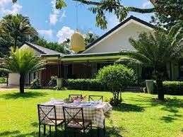 Bungalow, chalet de montaña, casa o chalet, tienda. Kenanga Villa Janda Baik Home Facebook