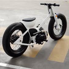 Wayne On Instagram Uniquecaferacers Simple Clean Minimal Dapper Garage Honda C70 Vintage Honda Motorcycles Electric Motorcycle