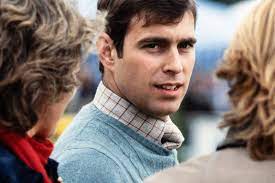 Prinz andrew stand einst als nummer 2 der thronfolge in der ersten reihe der britischen königsfamilie. The Crown Prince Andrew S Most Appalling Real Life Antics Vanity Fair