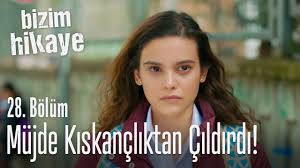 Bengü ve iş adamı eşi selim selimoğlu'nun kızları zeynep, dünyaya geldi. Mujde Kiskancliktan Catliyor Bizim Hikaye 28 Bolum Youtube