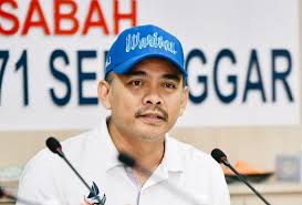 Beliau adalah bekas penyandang jawatan sebagai timbalan menteri dalam negeri. Kita Unite Mahu Promosikan Kesatuan Dalam Blok Pembangkang Azis Jamman Astro Awani