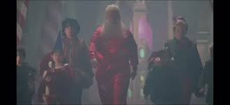 This is what i think of now when i hear Kendrick #kendricklamar #santaclaus