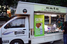 Food trucks have been rolling into cities across america, serving everything from grilled cheese to schnitzel. Tapak Klcc Food Trucks And Street Food By Angela Carson Picture Of Tapak Urban Street Dining Kuala Lumpur Tripadvisor