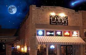 Best Downtown Restaurant Louisiana Lake Charles Luna Bar Grill Luna Bars Lake Charles Downtown Restaurants