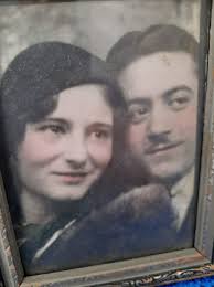 Hi all I'm doing a family tree with my daughter poppy ball