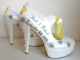 Custom Wedding Shoes For Bride Yellow Gray Etsy Custom Wedding Shoes Best Bridal Shoes Unique Wedding Shoes