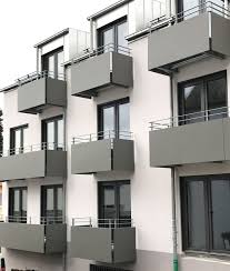 Wir wohnen in einer 2 zimmer mietwohnung mit großer dachterasse in der innenstadt in ravensburg. 2 Zimmer Wohnung Zu Vermieten Zogenfeldstr 12 88214 Ravensburg Ravensburg Kreis Mapio Net