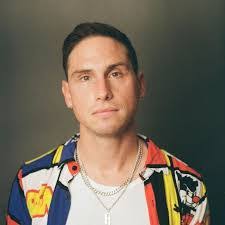 Rob Rolfe's Instagram, Twitter & Facebook