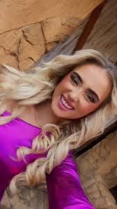 Aurora Devine's Instagram, Twitter & Facebook