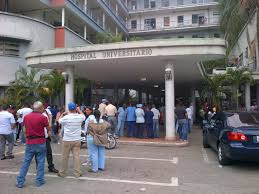 Check spelling or type a new query. El Hospital Clinico Universitario Despues De 20 Anos De Socialismo Venezuela Al Dia