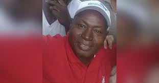 Robert Gresham's Instagram, Twitter & Facebook