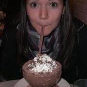 Laura Lowther (cupcakelaura)