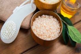 25 Natural Home Remedies For Diaper Rash In Babies Himalayan Salt Bath Baking Soda Bath Salt Detox