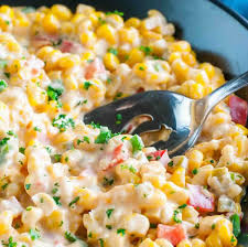Mais Au Fromage A La Creme Et Poivron Delicieux Plat Pour Votre Diner Recette Recettes De Cuisine Idee Recette Recettes De Cuisine Faciles