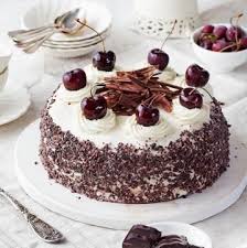 Recette Foret Noire De Ma Grand Mere En Video Recette Petits Gateaux Recette Foret Noire Gateau Savoureux